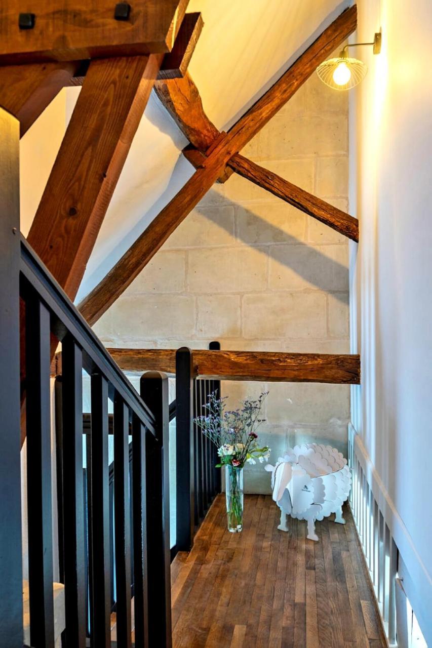 Domaine De La Limetiere Hotel Neuvy-le-Roi ภายนอก รูปภาพ